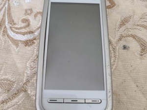 塞班第五版系统的经典机型 nokia5233 可下载手机 QQ，尽享随时随地聊 QQ 的便捷